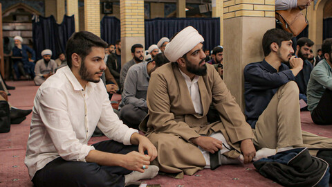 تصاویر/نشست بصیرتی با حضور دکتر ثابتی، نماینده تهران، در مدرسه علمیه آخوند (ره)