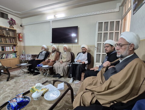 تصاویر/ نشست مدیر حوزه علمیه کاشان با نماینده این منطقه در مجلس شورای اسلامی