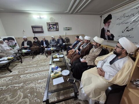 تصاویر/ نشست مدیر حوزه علمیه کاشان با نماینده این منطقه در مجلس شورای اسلامی
