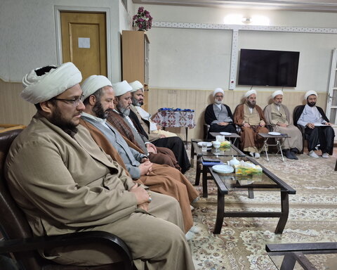 تصاویر/ نشست مدیر حوزه علمیه کاشان با نماینده این منطقه در مجلس شورای اسلامی