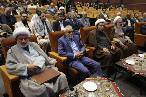 تصاویر / افتتاحیه همایش بین‌المللی ساخت، بازسازی و توسعه عتبات عالیات در گذر تاریخی در اصفهان