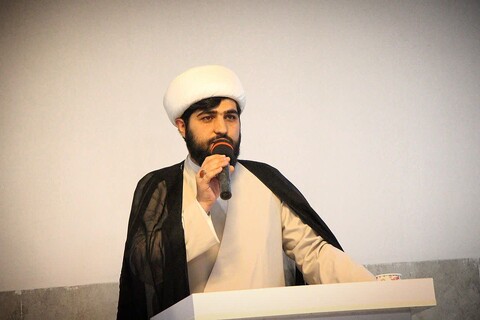 تصاویر/آیین تکریم و معارفه مدیر مدرسه علمیه شیخ علیخان زنگنه تویسرکان برگزار شد