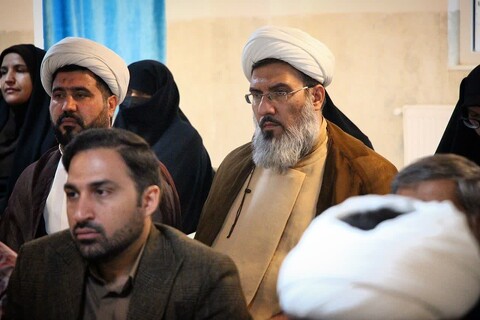 تصاویر/آیین تکریم و معارفه مدیر مدرسه علمیه شیخ علیخان زنگنه تویسرکان برگزار شد