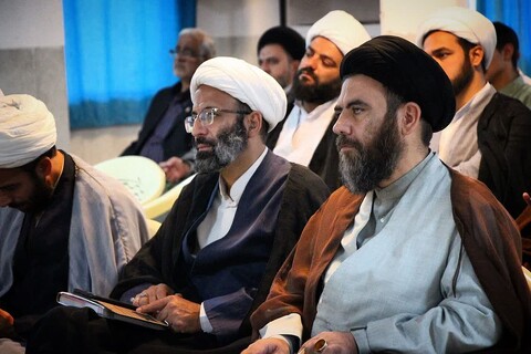 تصاویر/آیین تکریم و معارفه مدیر مدرسه علمیه شیخ علیخان زنگنه تویسرکان برگزار شد