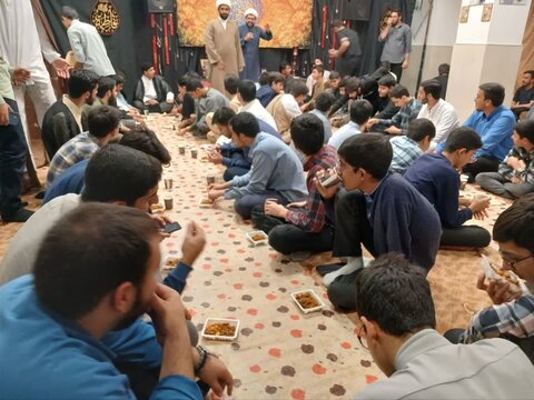 تصاویر/ برگزاری جلسه هفتگی هیأت خدام‌المهدی (ع) کاظمیه یزد