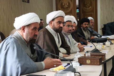 نشست راهبری و تعالی مدیران و روسای ادارات تبلیغات اسلامی آذربایجان شرقی