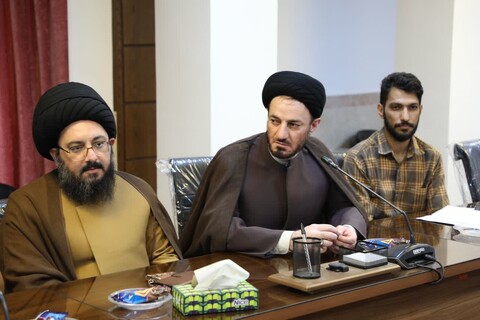 تصاویر/ برگزاری جلسه آموزشی قوانین کارکرد ویژه همکاران ستادی مدیریت حوزه علمیه استان یزد