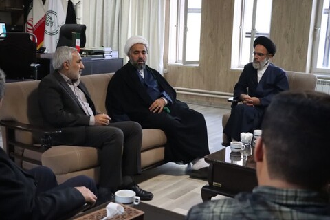 تصاویر / نشست هم اندیشی نمایندگان مجلس آذربایجان شرقی با مدیرکل امور مجلس سازمان تبلیغات اسلامی