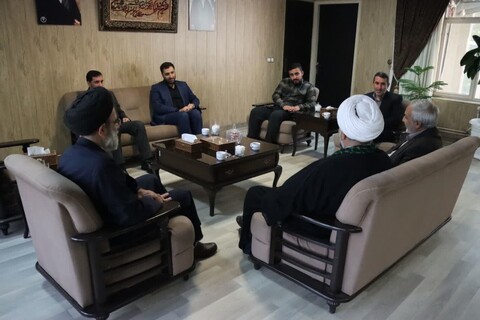 تصاویر / نشست هم اندیشی نمایندگان مجلس آذربایجان شرقی با مدیرکل امور مجلس سازمان تبلیغات اسلامی