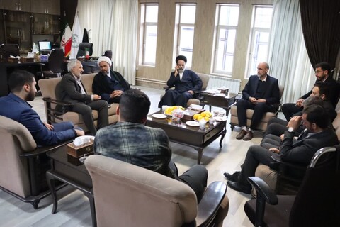 تصاویر / نشست هم اندیشی نمایندگان مجلس آذربایجان شرقی با مدیرکل امور مجلس سازمان تبلیغات اسلامی