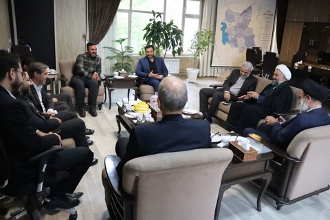 تصاویر / نشست هم اندیشی نمایندگان مجلس آذربایجان شرقی با مدیرکل امور مجلس سازمان تبلیغات اسلامی