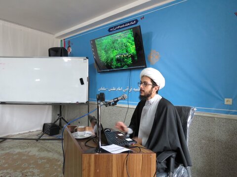 تصاویر/ دوره آموزشی و تهذیبی شهید محلاتی در مدرسه علمیه امام علی (ع) سلماس