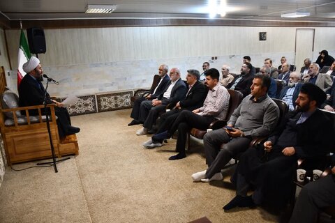 تصاویر/ هفتاد و هفتمین جلسه از سلسله جلسات تفسیر قرآن کریم در خوی