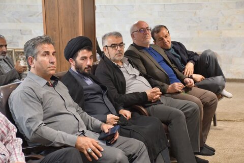 تصاویر/ هفتاد و هفتمین جلسه از سلسله جلسات تفسیر قرآن کریم در خوی