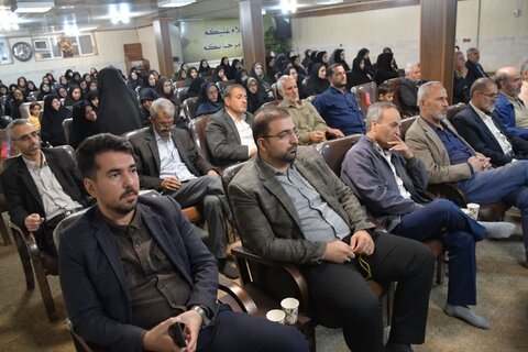 تصاویر/ هفتاد و هفتمین جلسه از سلسله جلسات تفسیر قرآن کریم در خوی