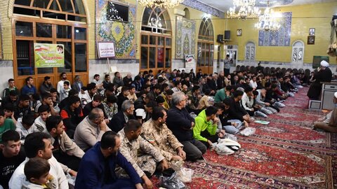 تصاویر/ حضور و سخنرانی امام جمعه  خوی در جمع حلقات صالحین بسیج