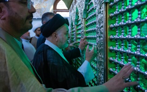 تصاویر/تشرف نماینده آیت الله سیستانی به زیارت امامزاده محمد عابد (ع) در اراک