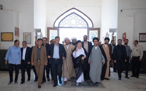 تصاویر/تشرف نماینده آیت الله سیستانی به زیارت امامزاده محمد عابد (ع) در اراک