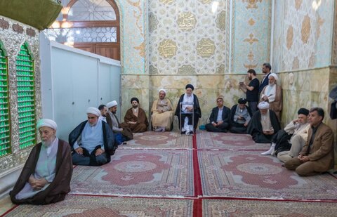 تصاویر/تشرف نماینده آیت الله سیستانی به زیارت امامزاده محمد عابد (ع) در اراک