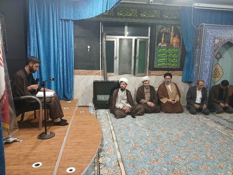 تصاویر/ هیئت هفتگی مدرسه علمیه امام خمینی (ره) شهرستان ماکو