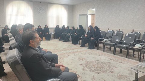 تصاویر/  نشست بررسی مسائل مدرسه علمیه فاطمة الزهرا (س) چایپاره