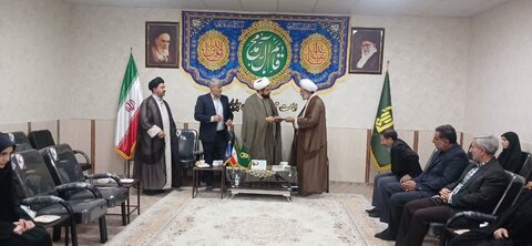 تصاویر/  نشست بررسی مسائل مدرسه علمیه فاطمة الزهرا (س) چایپاره