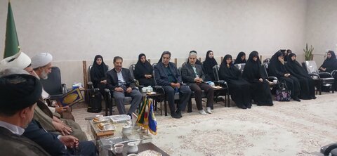 تصاویر/  نشست بررسی مسائل مدرسه علمیه فاطمة الزهرا (س) چایپاره