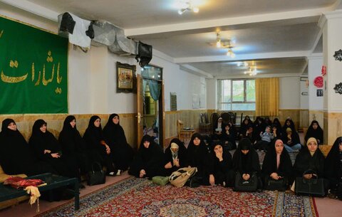 تصاویر/ جلسه توجیهی طرح " بی تا " در مدرسه علمیه الزهرا (س) خوی