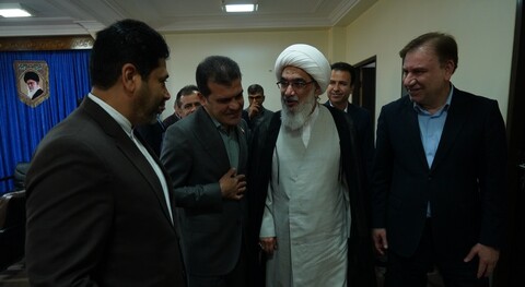 تصاویر/ دیدار معاون علمی و فناوری رئیس‌جمهور با نماینده ولی‌فقیه در بوشهر