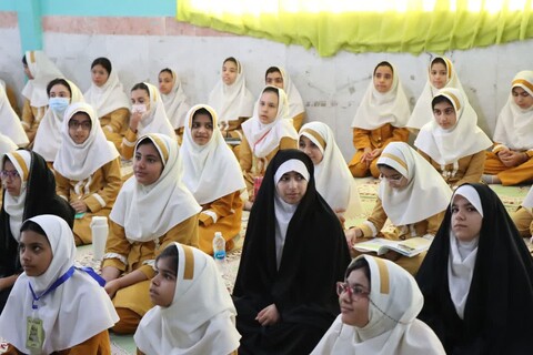 تصاویر/ دیدار صمیمی امام جمعه عالیشهر با دانش‌آموزان