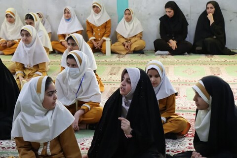 تصاویر/ دیدار صمیمی امام جمعه عالیشهر با دانش‌آموزان