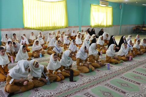 تصاویر/ دیدار صمیمی امام جمعه عالیشهر با دانش‌آموزان