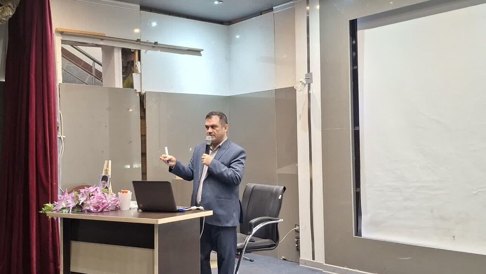 برگزاری اجلاسیه مدیران مدارس علمیه خواهران استان تهران با محور توان افزایی+تصاویر