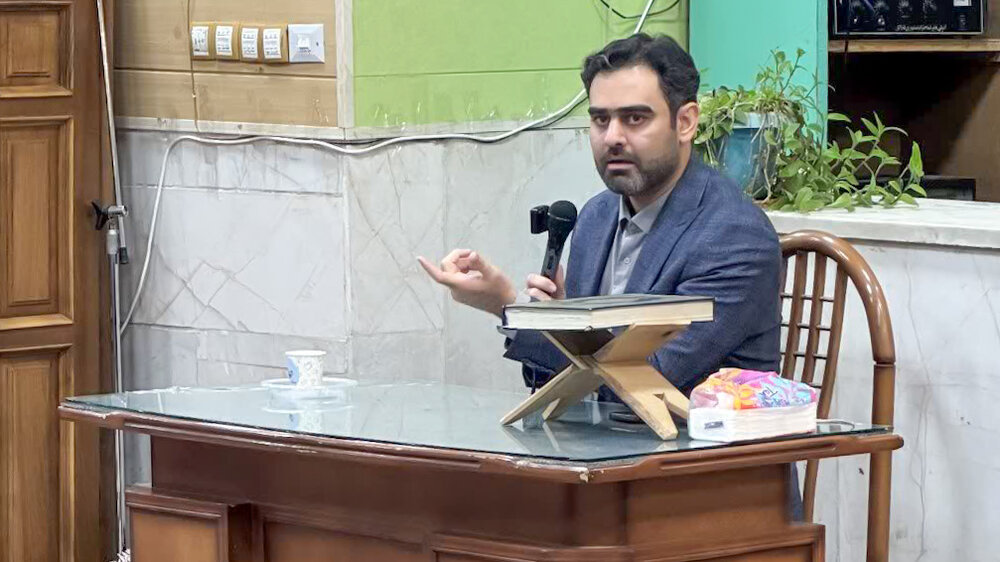 مردم با وجود مشکلات اقتصادی همچنان از جمهوری اسلامی حمایت می‌کنند