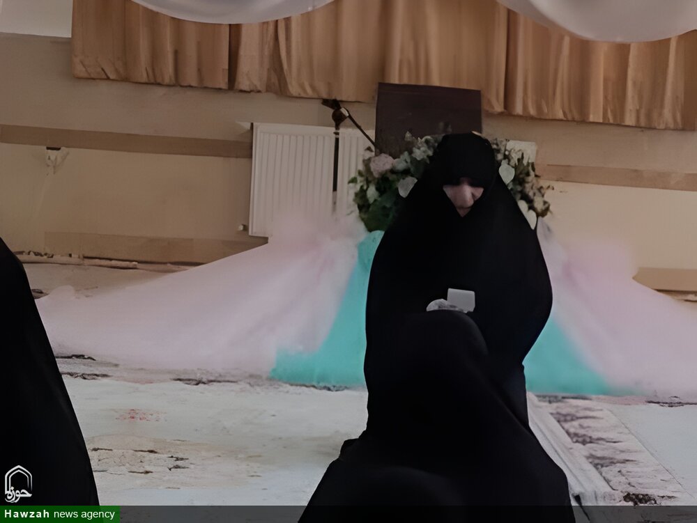 طلاب، آینده‌سازان نظام و الگوی شایسته جامعه هستند