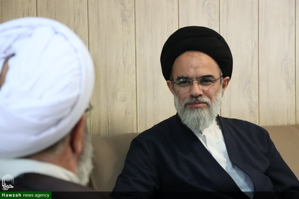 تأکید امام جمعه مرند بر تبیین ارزشهای انقلاب اسلامی