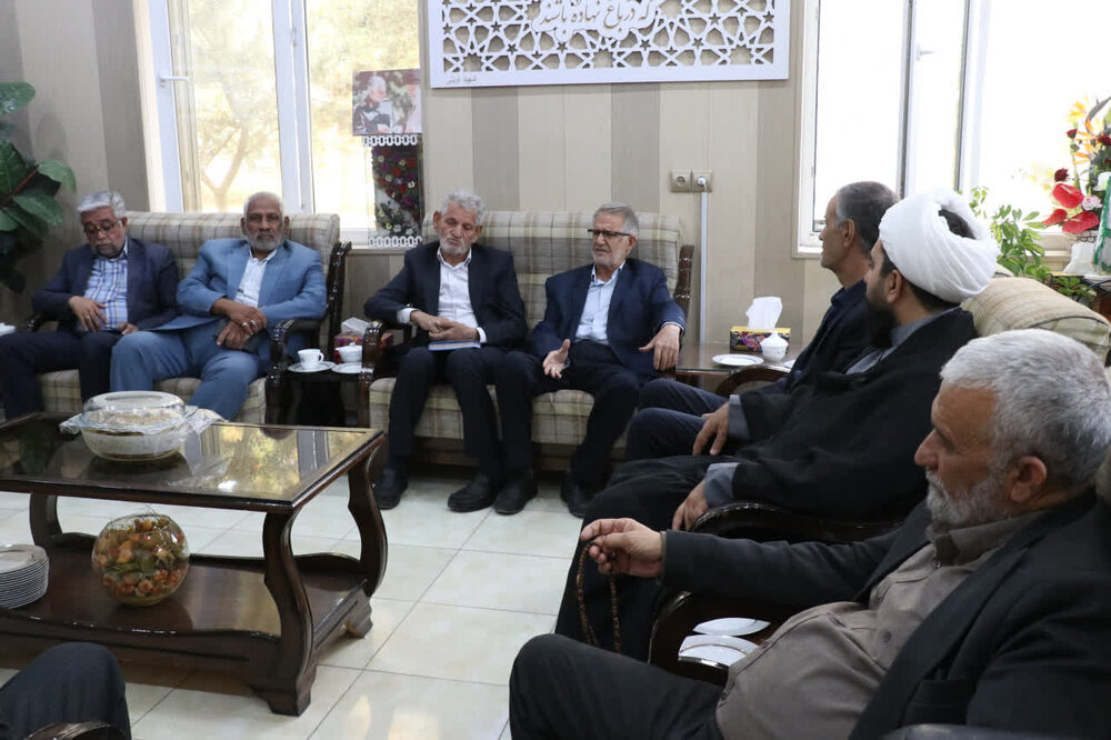 تصاویر/ دیدار شورای عالی پیشکسوتان ستایشگری با مدیرکل تبلیغات اسلامی استان کرمان
