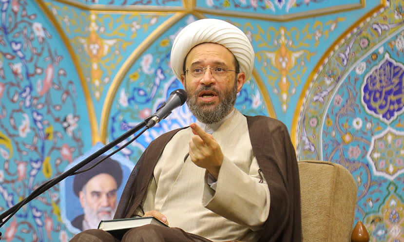 ترس از حق‌گویی یکی از ریشه‌های اصلی فساد در جوامع است