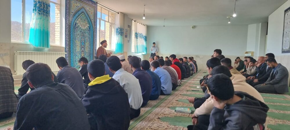 سه‌شنبه‌های حضور در مدارس سی سخت