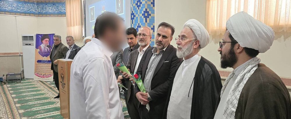 بازدید دادستان کل کشور از زندان مرکزی ایلام/ ۵۳ زندانی آزاد شدند