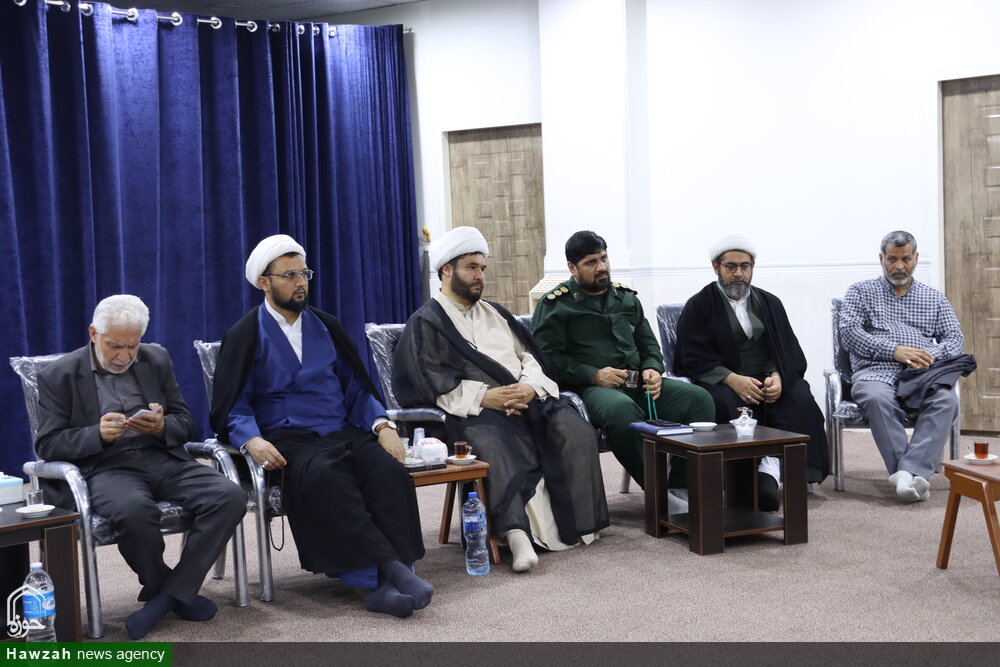 دیدار رئیس شورای‌عالی مجمع جهانی اهل بیت(ع)
با نماینده ولی فقیه در خوزستان