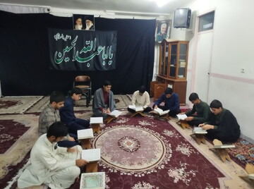 تصاویر/ نشست هیئت مدرسه علمیه امیرالمومنین(ع) آران و بیدگل