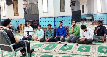 تصاویر/ قرائت دعای توسل طلاب مدرسه علمیه آیت‌الله مدنی کاشانی(ره)