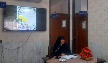 رابطه زن و شوهر باید بر اساس رفاقت استوار باشد+عکس