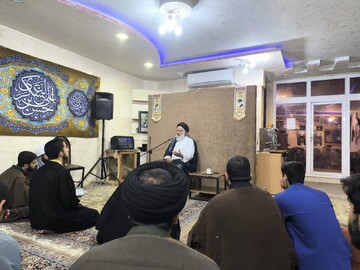 عقل قطب‌نمای هدایت انسان به سمت حقیقت است+عکس