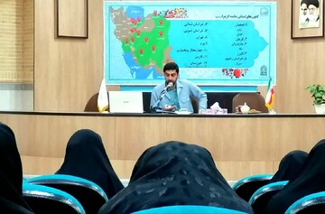 تکلیف اصلی بانوان طلبه، تبلیغ و فعالیت‌های فرهنگی در محله‌ها است