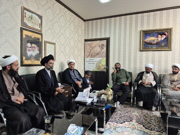 تصاویر/ نشست سرگروه‌های جهادی حوزوی مستقل کاشان با امام جمعه