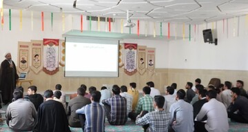 تصاویر/ برگزاری جلسه درس اخلاق در مدرسه علمیه اردکان
