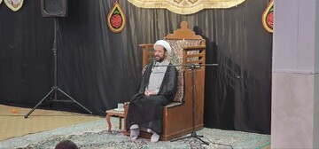 هیئت هفتگی بیت‌المهدی در حوزه علمیه مفیدیه سیرجان برگزار شد+عکس