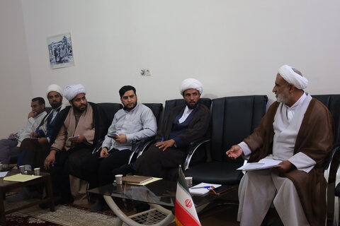 تصاویر/ اجلاسیه معاونین اجرایی مدارس علمیه استان هرمزگان